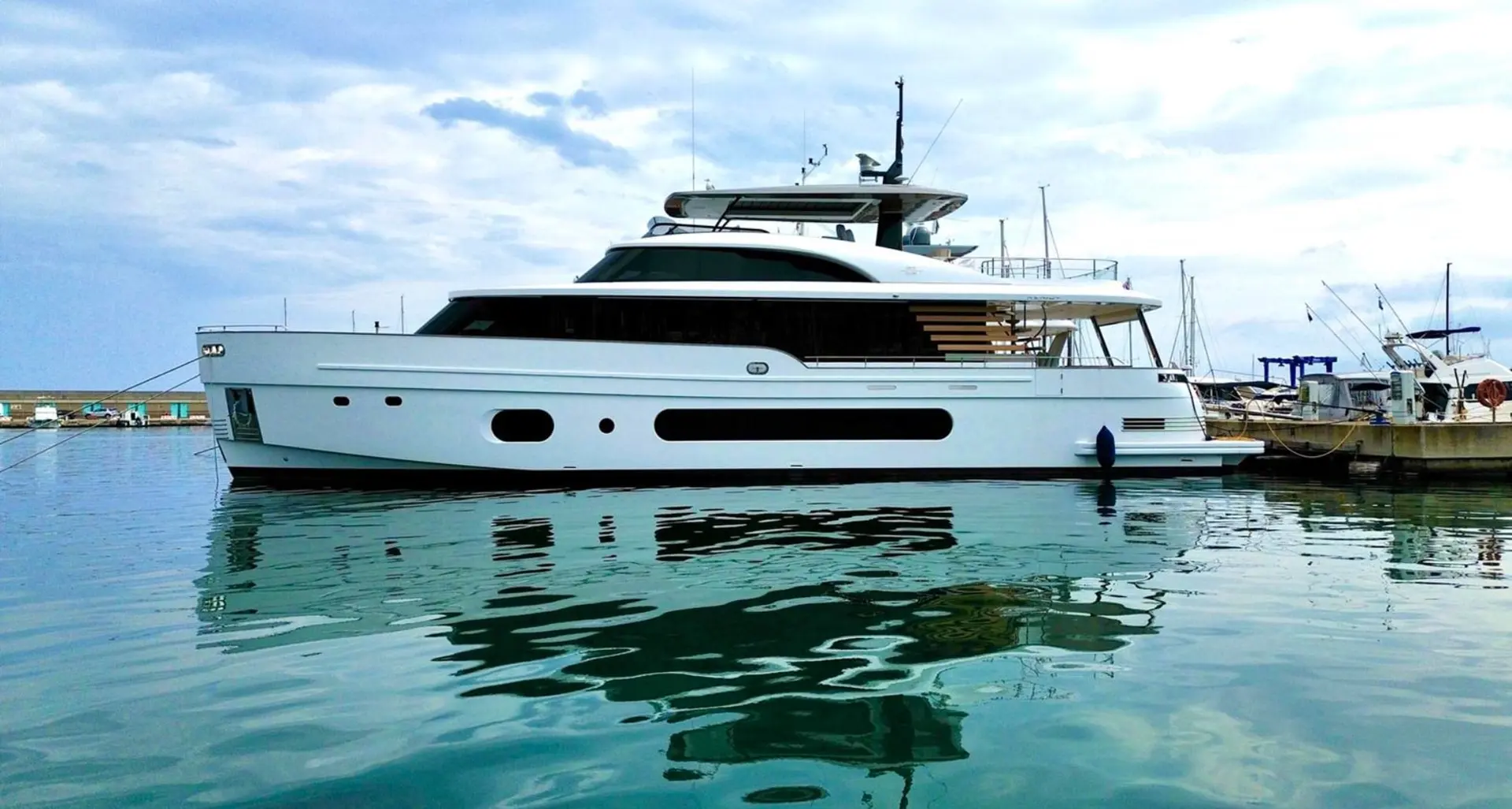 Azimut Magellano 30M