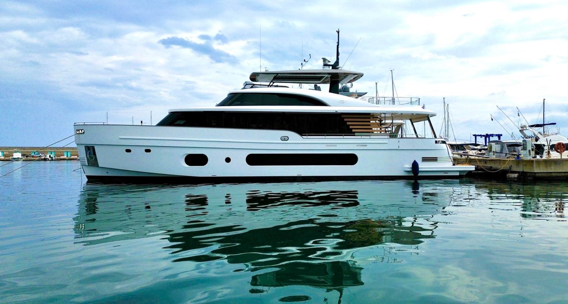 Azimut Magellano 30M