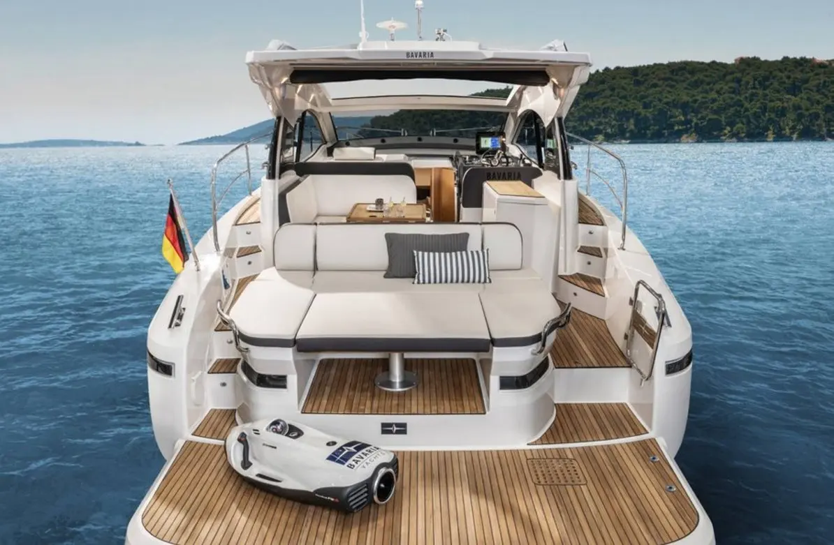 Bavaria Yachts SR41 HT
