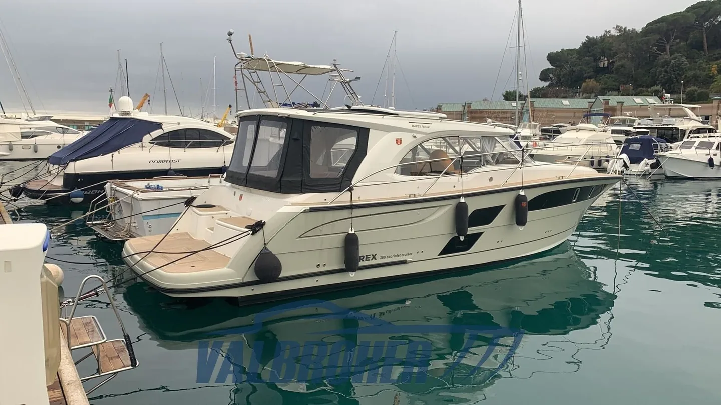 Marex 360 Cabriolet Cruiser, Inseratsfoto 10 eines einzelnen Bootes