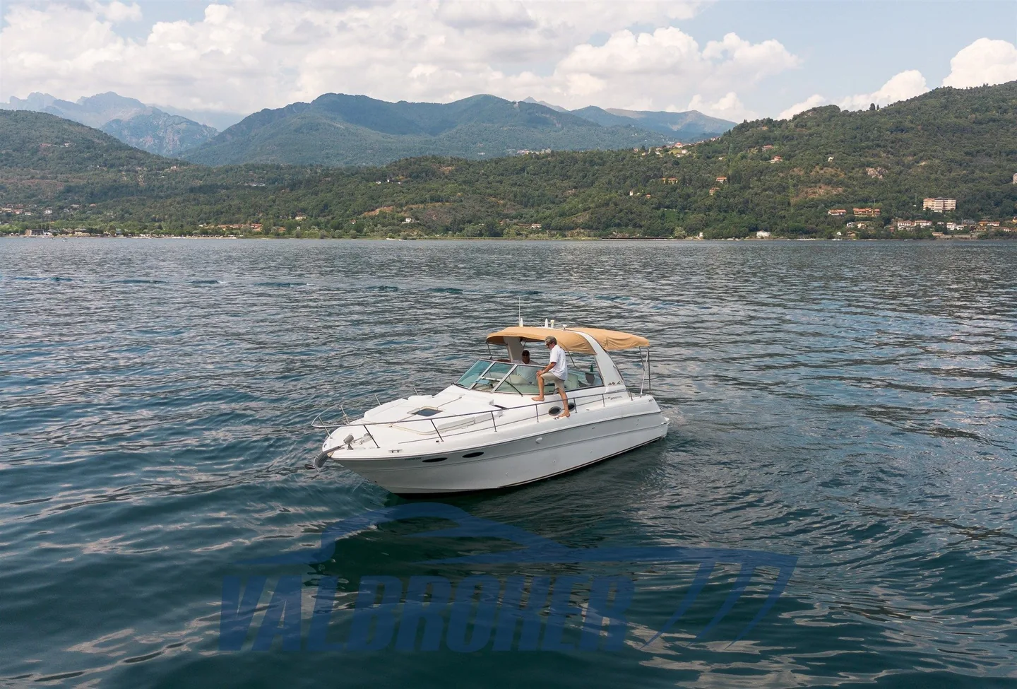 Sea Ray 310 Sundancer im aktuellen Batoo-Inserat fotografiert, Bild 12