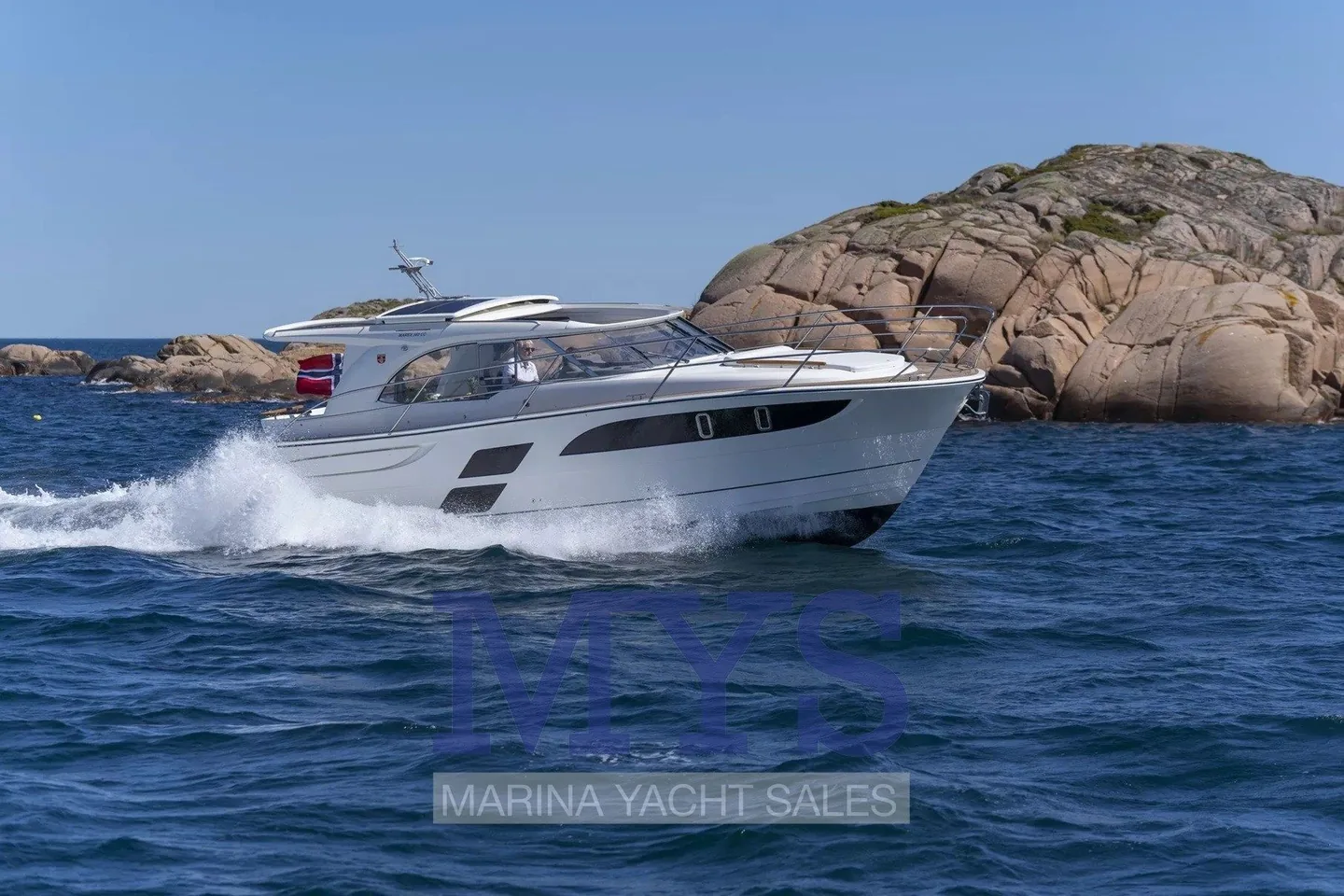 Marex 360 Cabriolet Cruiser, Inseratsfoto 9 eines einzelnen Bootes