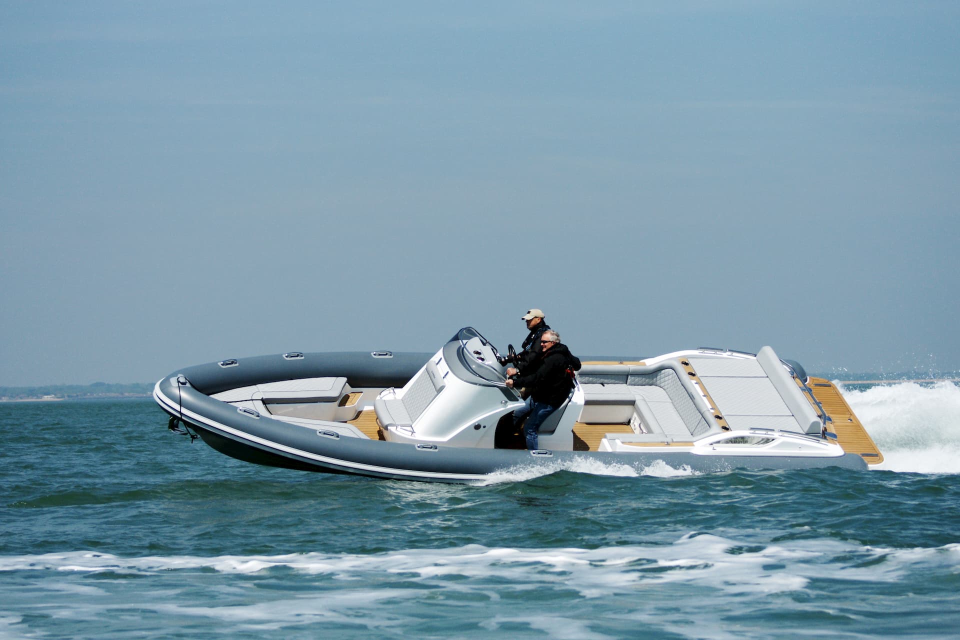 Cobra Ribs Nautique 9.5