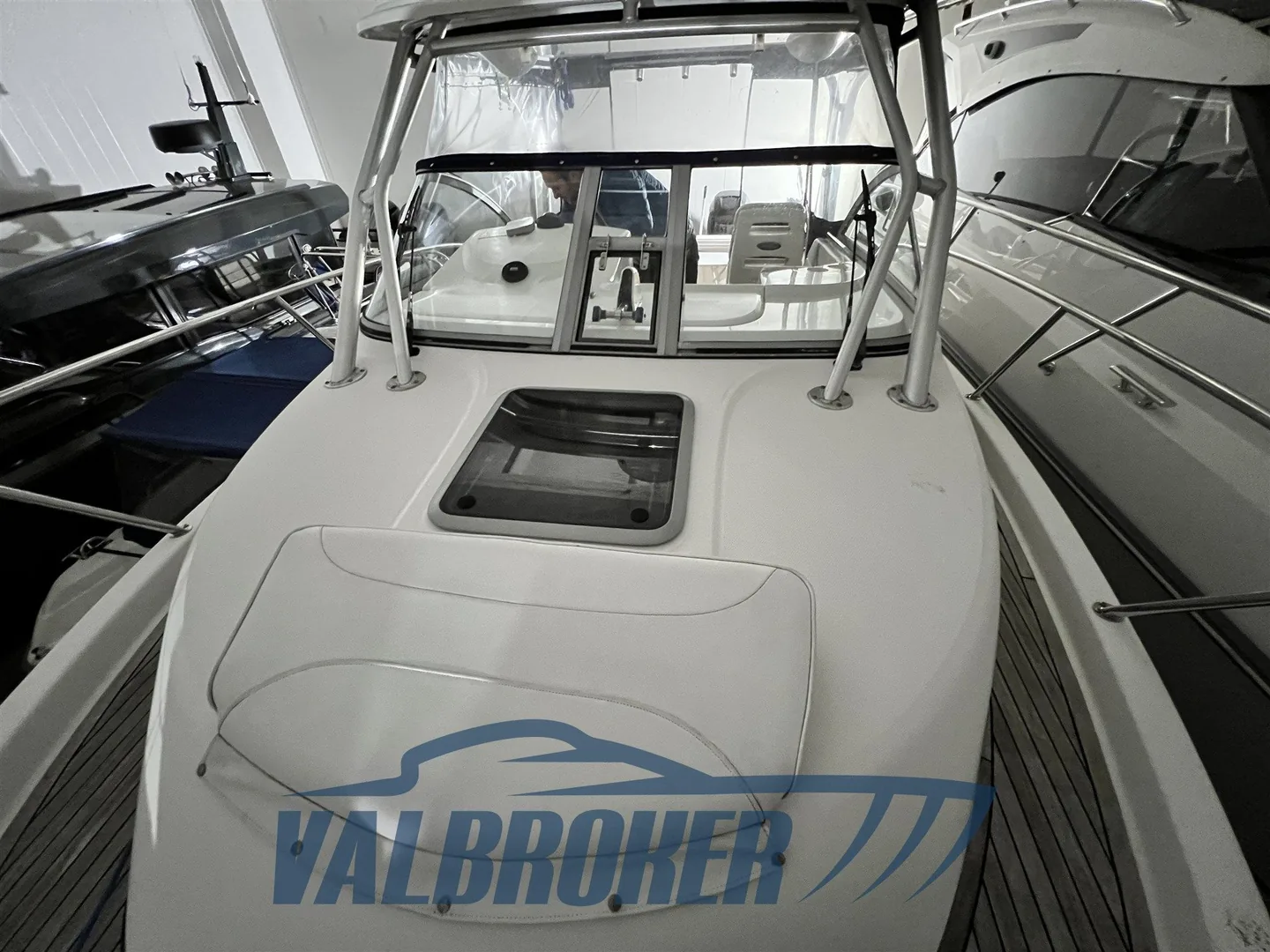 Boston Whaler 285 Conquest de 2006, vue du bateau annoncé 4