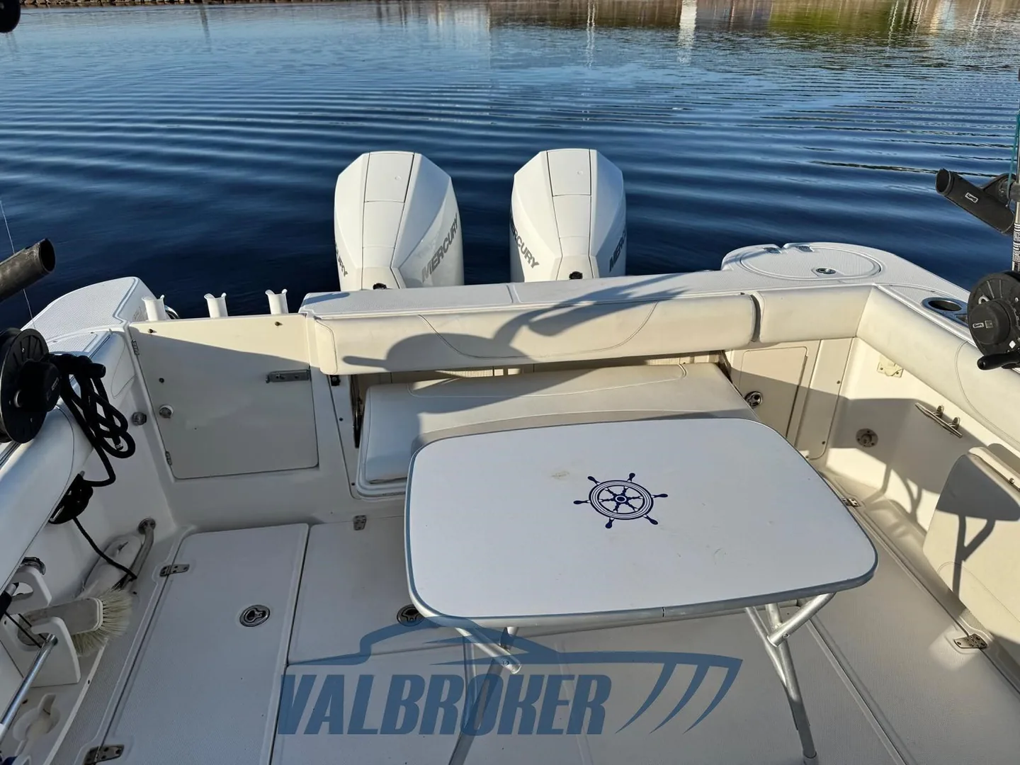 Boston Whaler 285 Conquest de 2006, vue du bateau annoncé 6