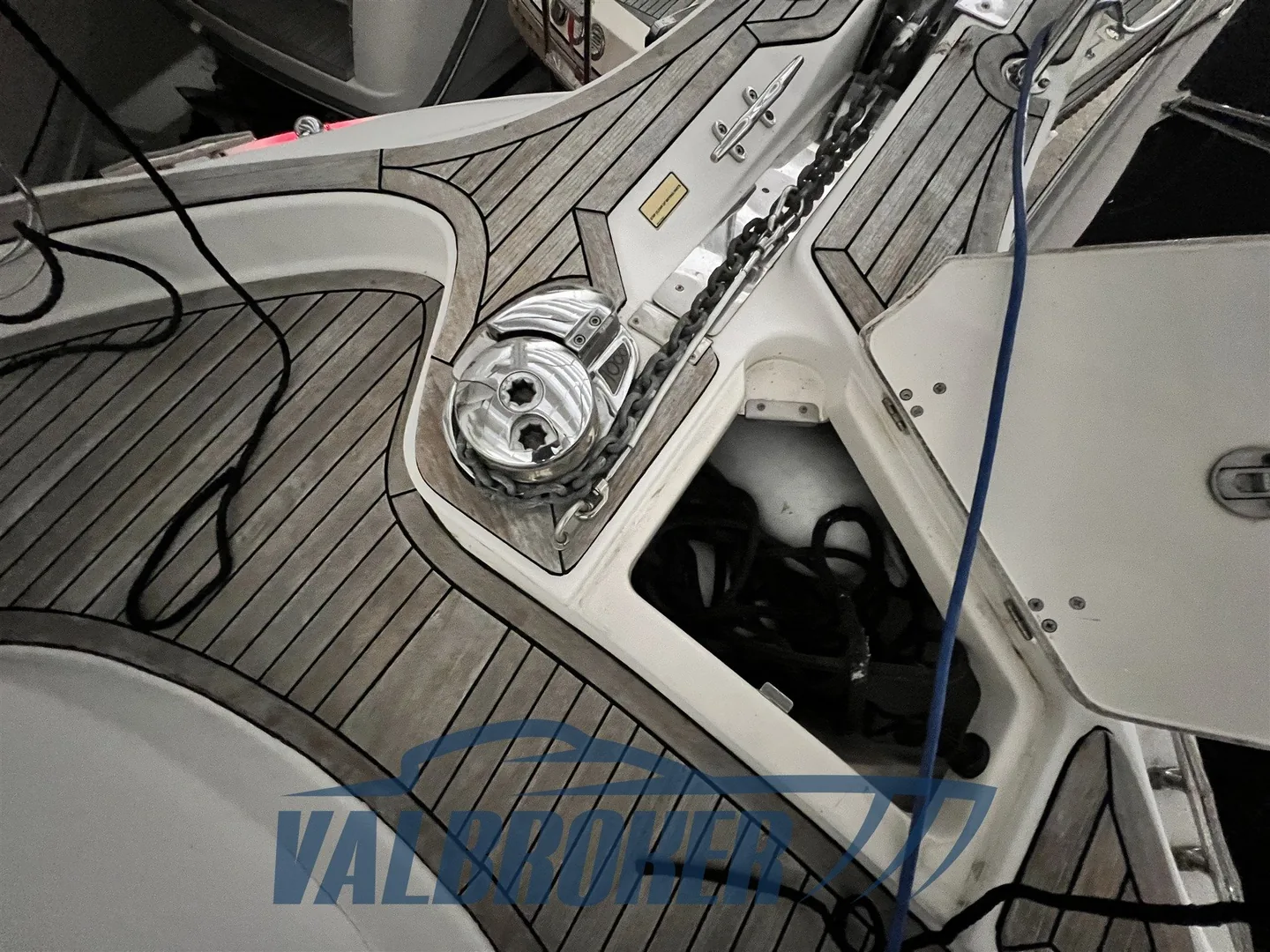 Boston Whaler 285 Conquest de 2006, vue du bateau annoncé 10