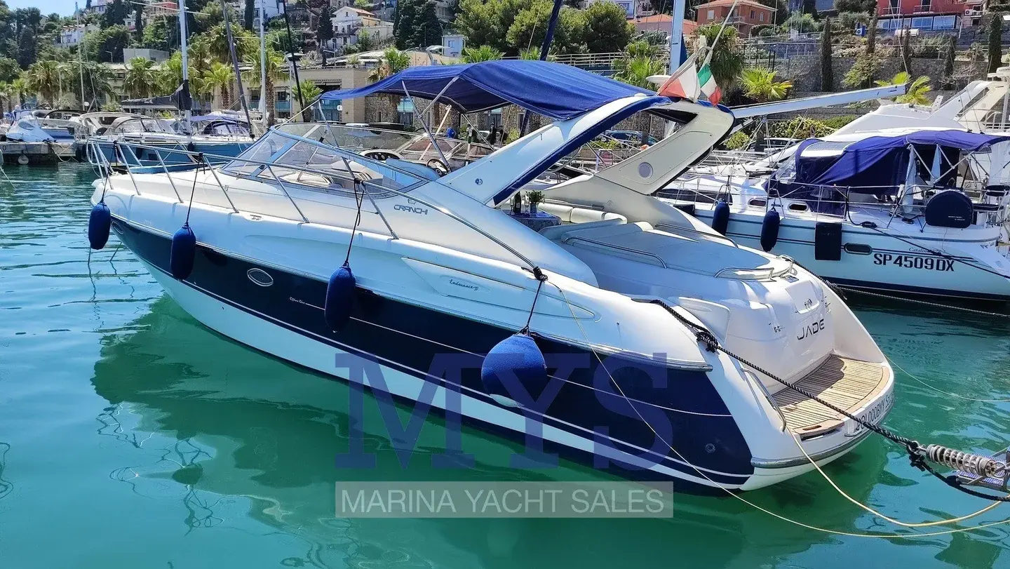 Cranchi Endurance 39, plateforme arrière dans l’annonce Marina Yacht Sales