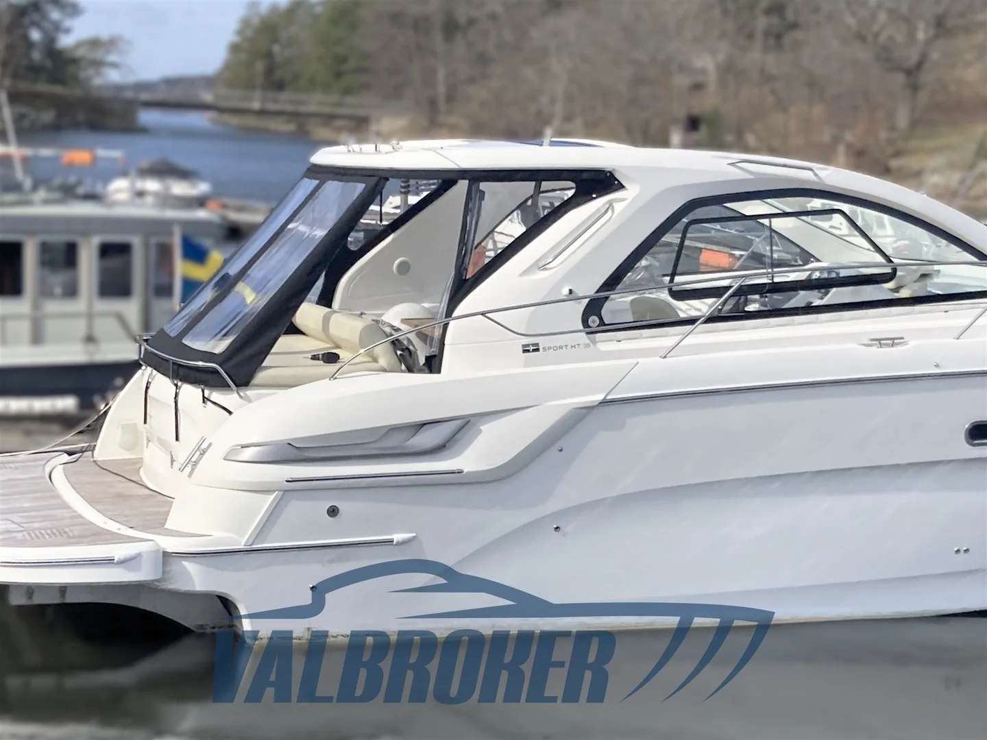 Zone arrière du Bavaria 38 SPORT HT 2011