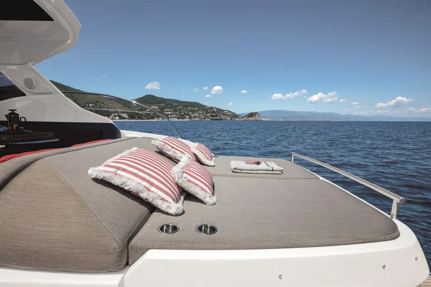 Azimut Atlantis 45, détail du bateau en annonce 8