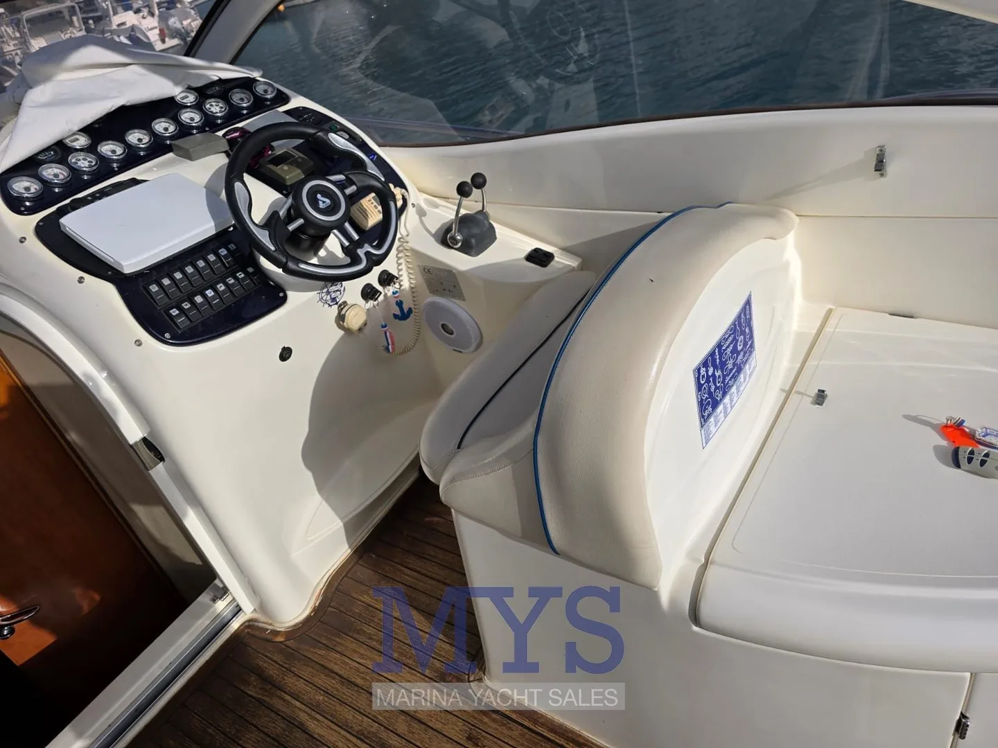 Stabile STAMA 33, photographie d'annonce montrant le bateau entier, offre pnokSTeGwhjWu5upH2eH