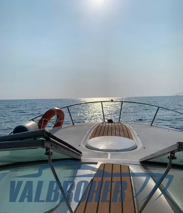 Vue d’annonce 4 d’un Four Winns Vista 268