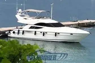 Fairline Phantom 50, photographie extérieure 1 d'un bateau présenté dans une annonce actuelle
