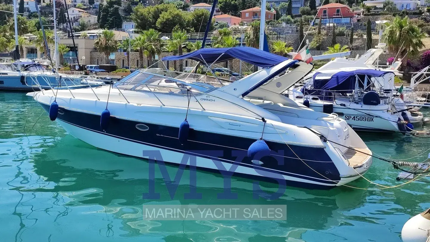 Cranchi Endurance 39, profil latéral dans l’annonce Marina Yacht Sales