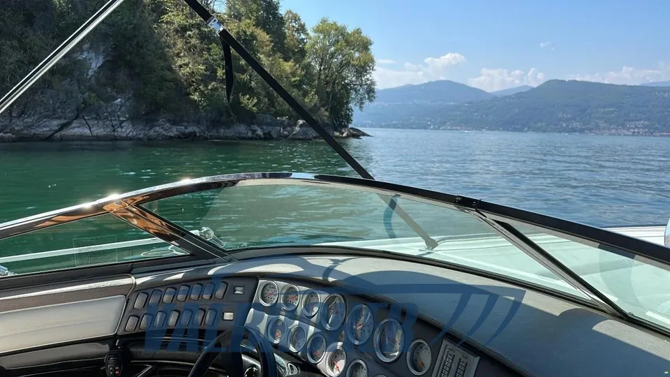 Cobalt 343, détail du bateau d'annonce Batoo 10
