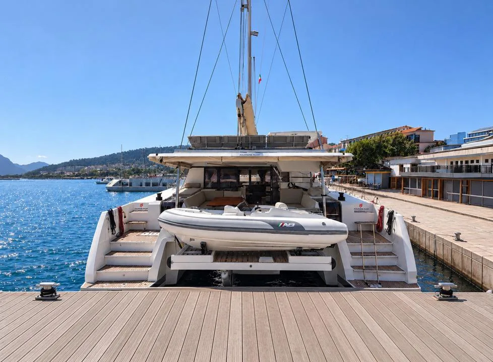 Fountaine Pajot Aura 51 used - photo 1